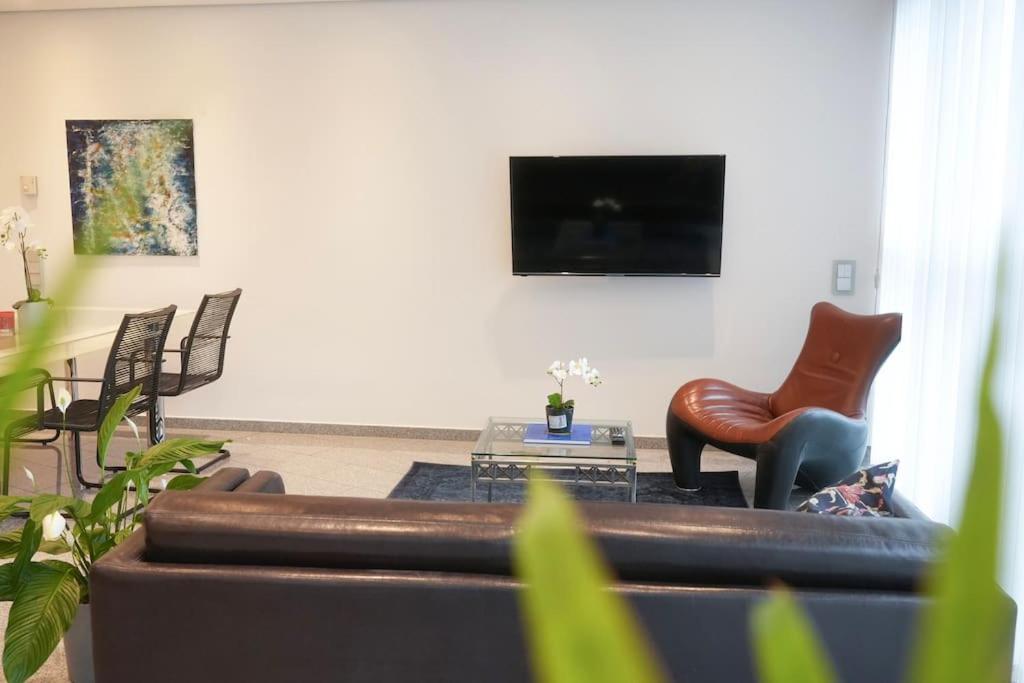 Exklusive Stadtoase Design-Wohnung - Panoramablick 코블렌츠 외부 사진