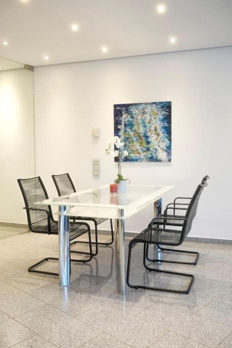 Exklusive Stadtoase Design-Wohnung - Panoramablick 코블렌츠 외부 사진